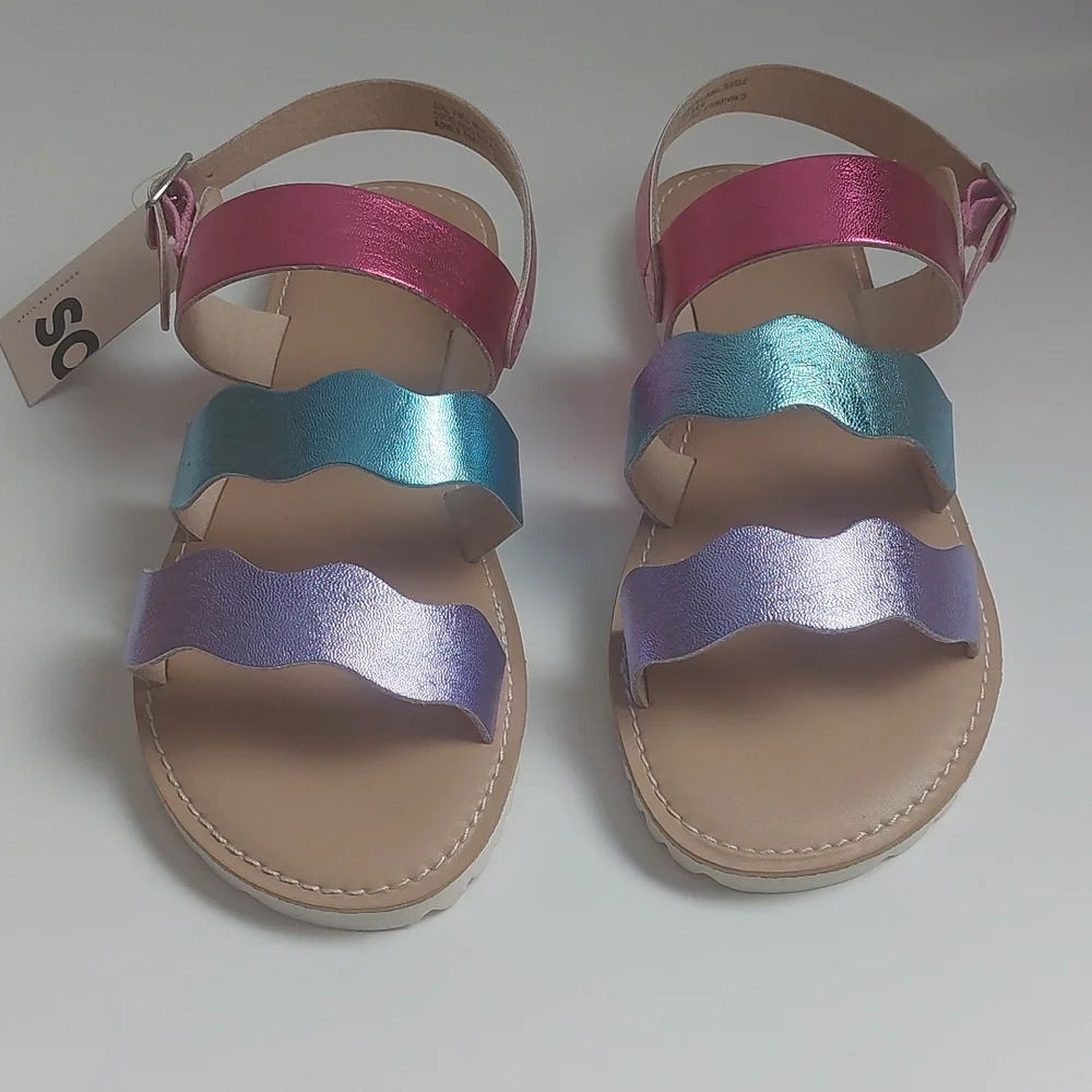 So sandals mutlicolored metallic stranppy‎ sandal big Girls size 4M